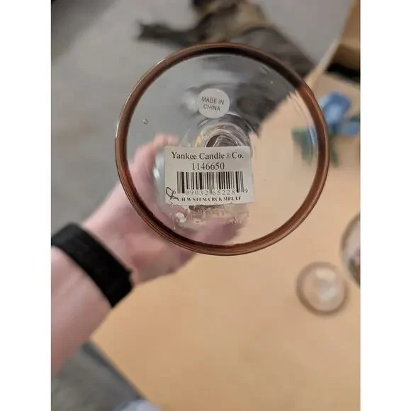 ♥️Pair of Yankee Candle Cracked Maple Leaf Stemmed Glasses - Picture 3 of 3